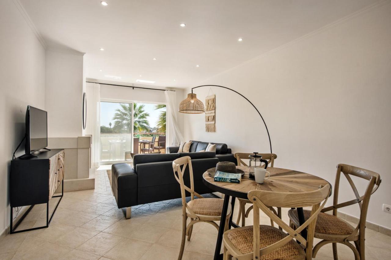 Luxurious First Floor Apartment Sleeps 4 Carvoeiro  Zewnętrze zdjęcie